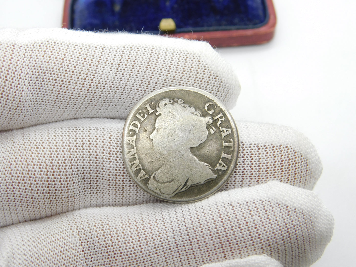 Queen Anne Silver Fourth Bust Plain Shilling Coin 1711 Fine Condition Antique