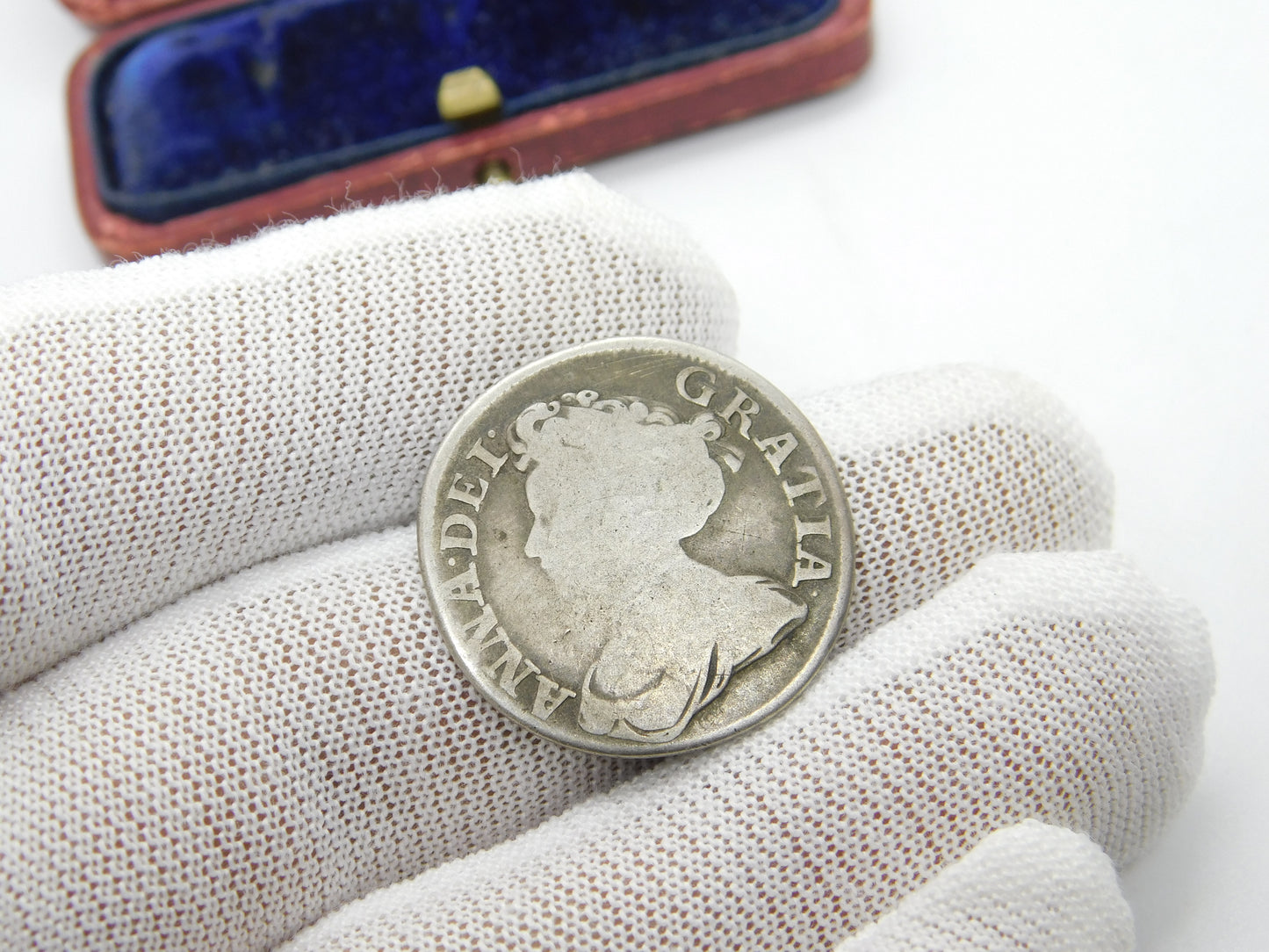 Queen Anne Silver Fourth Bust Plain Shilling Coin 1711 Fine Condition Antique