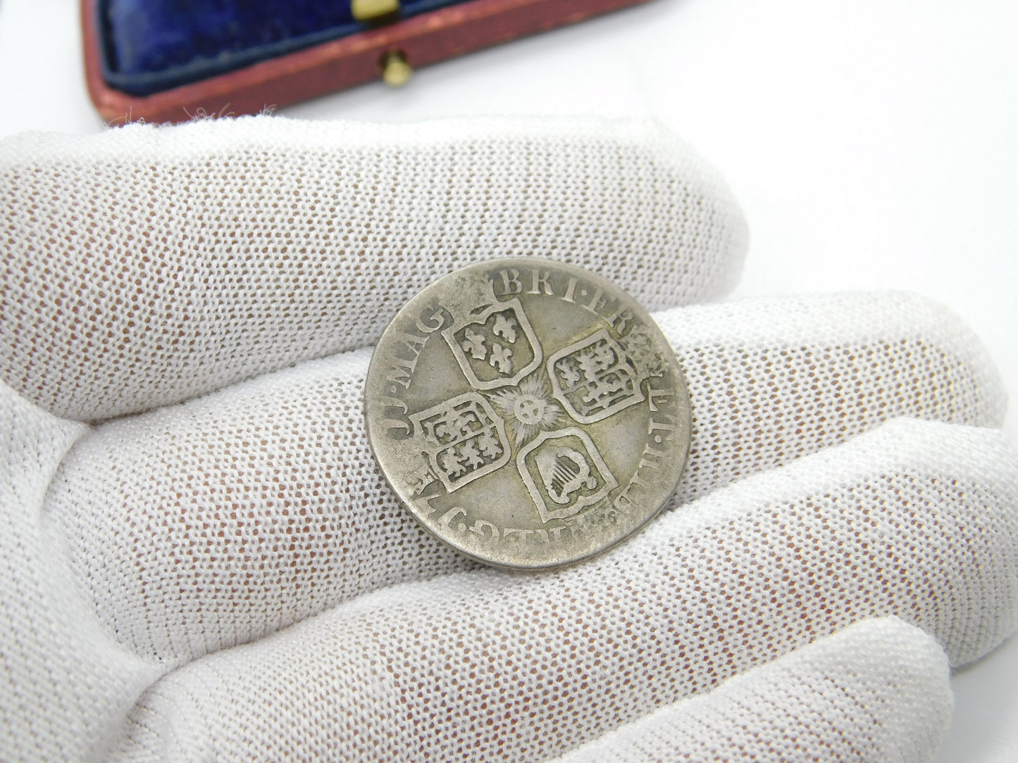 Queen Anne Silver Fourth Bust Plain Shilling Coin 1711 Fine Condition Antique