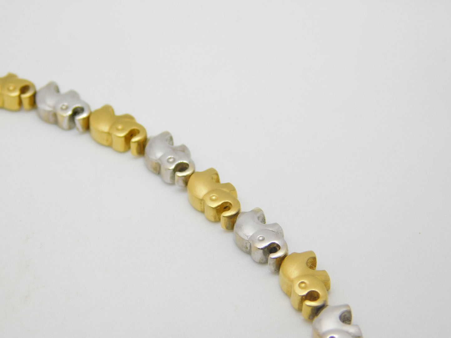 18ct Yellow & White Gold Diamond Set Elephant Train Necklace Vintage c1980