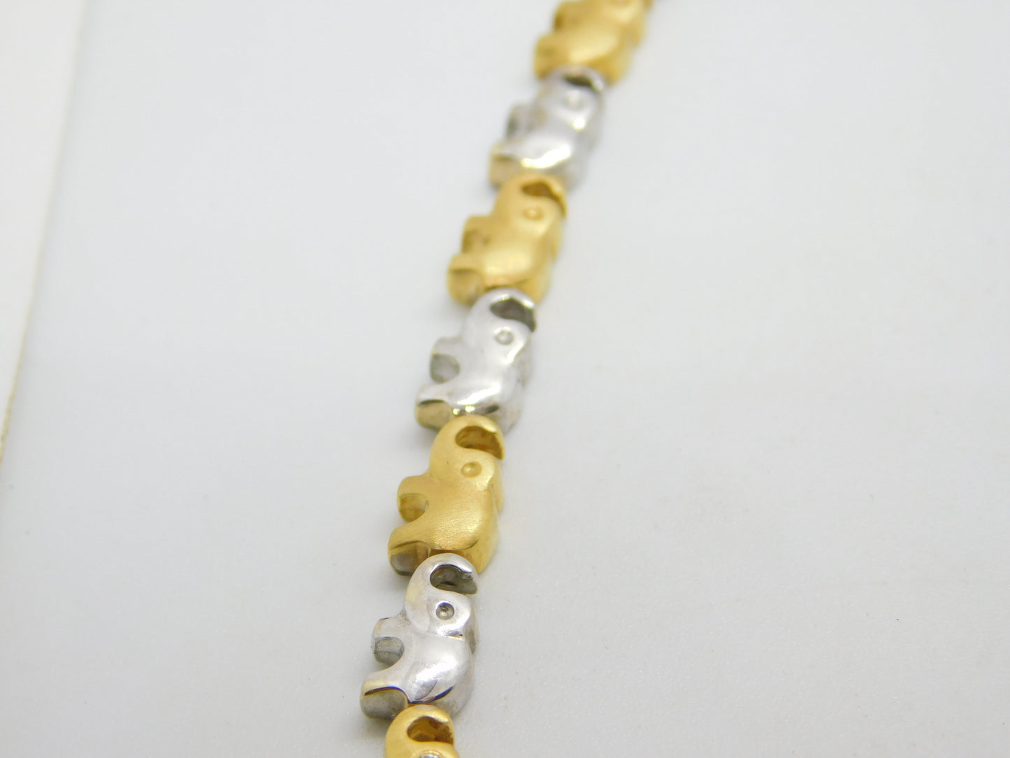 18ct Yellow & White Gold Diamond Set Elephant Train Necklace Vintage c1980