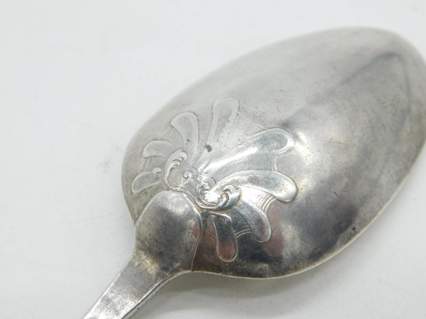 George III Sterling Silver Picture Back Table Spoon Antique 1781 London