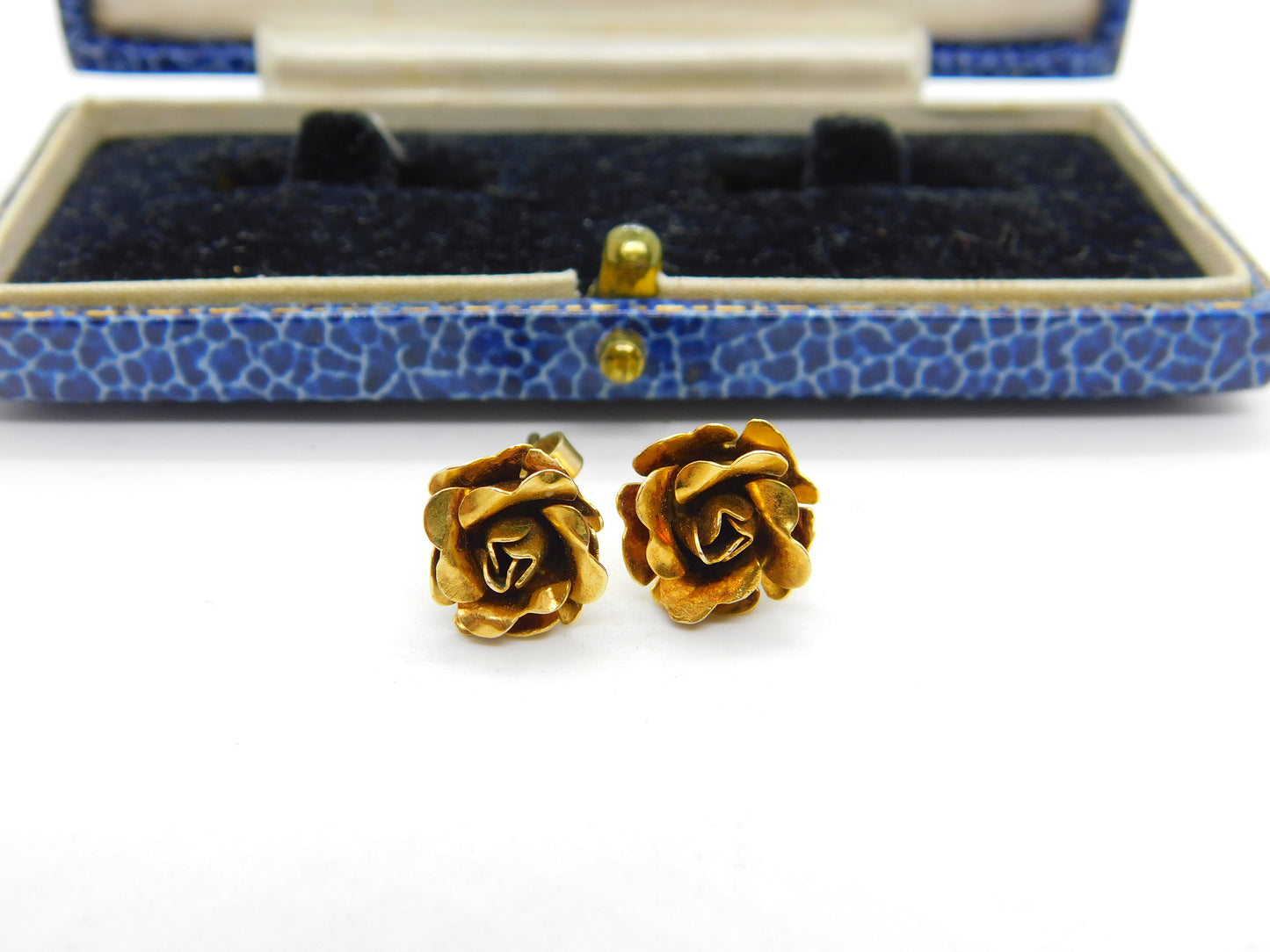 Pair of 9ct Yellow Gold Rose or Spring Flower Stud Earrings Vintage c1970