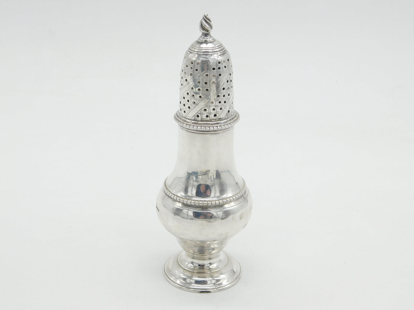 George III Sterling Silver Muffineer Sugar Caster Antique 1776 London T. Wallis I