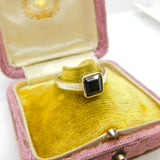 9ct Yellow Gold & Faceted Green Tourmaline Band Ring c1990 Birmingham Vintage