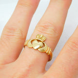Irish 9ct Yellow Gold Large Claddagh Wedding Ring Vintage c1990 Dublin Size Z UK