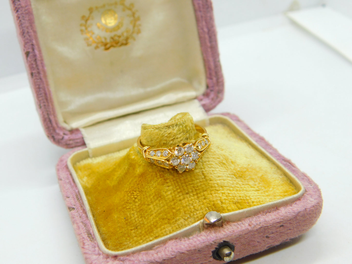 18ct Yellow Gold & 0.5ct Diamond Daisy Cluster Ring Vintage c1980 Handmade