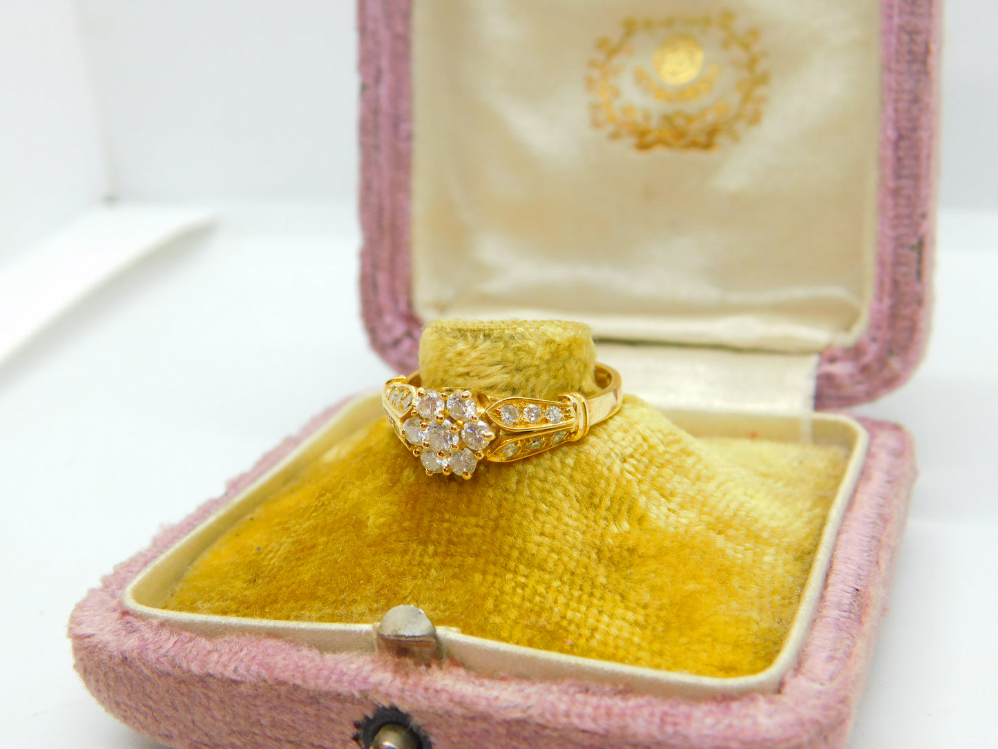 18ct Yellow Gold & 0.5ct Diamond Daisy Cluster Ring Vintage c1980 Handmade