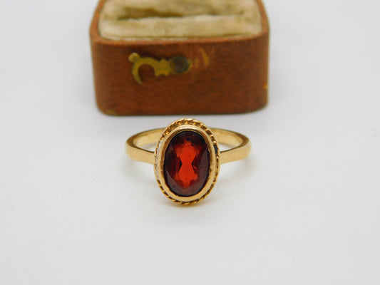 9ct Yellow Gold & Bohemian Garnet Set Dress Ring Antique 1940 Art Deco