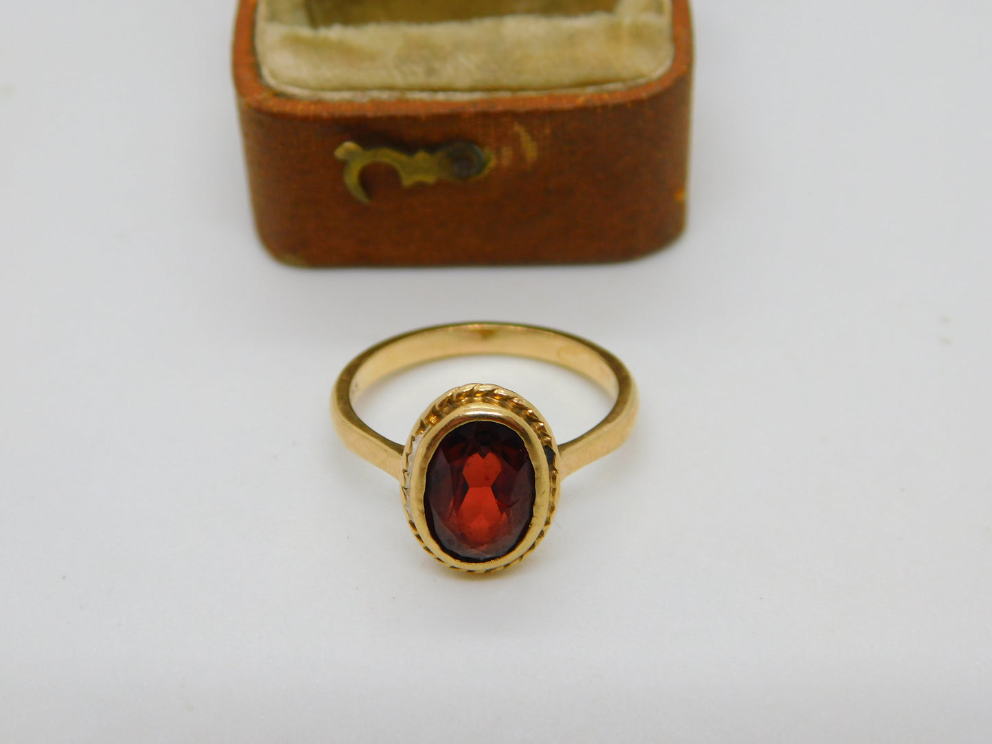 9ct Yellow Gold & Bohemian Garnet Set Dress Ring Antique 1940 Art Deco