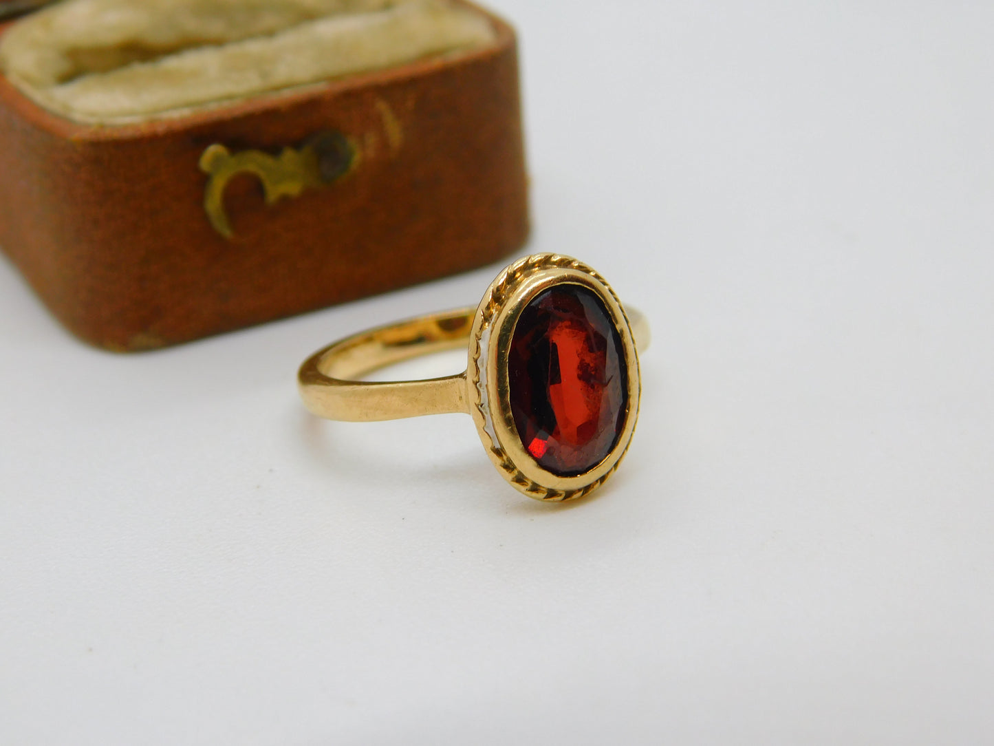 9ct Yellow Gold & Bohemian Garnet Set Dress Ring Antique 1940 Art Deco