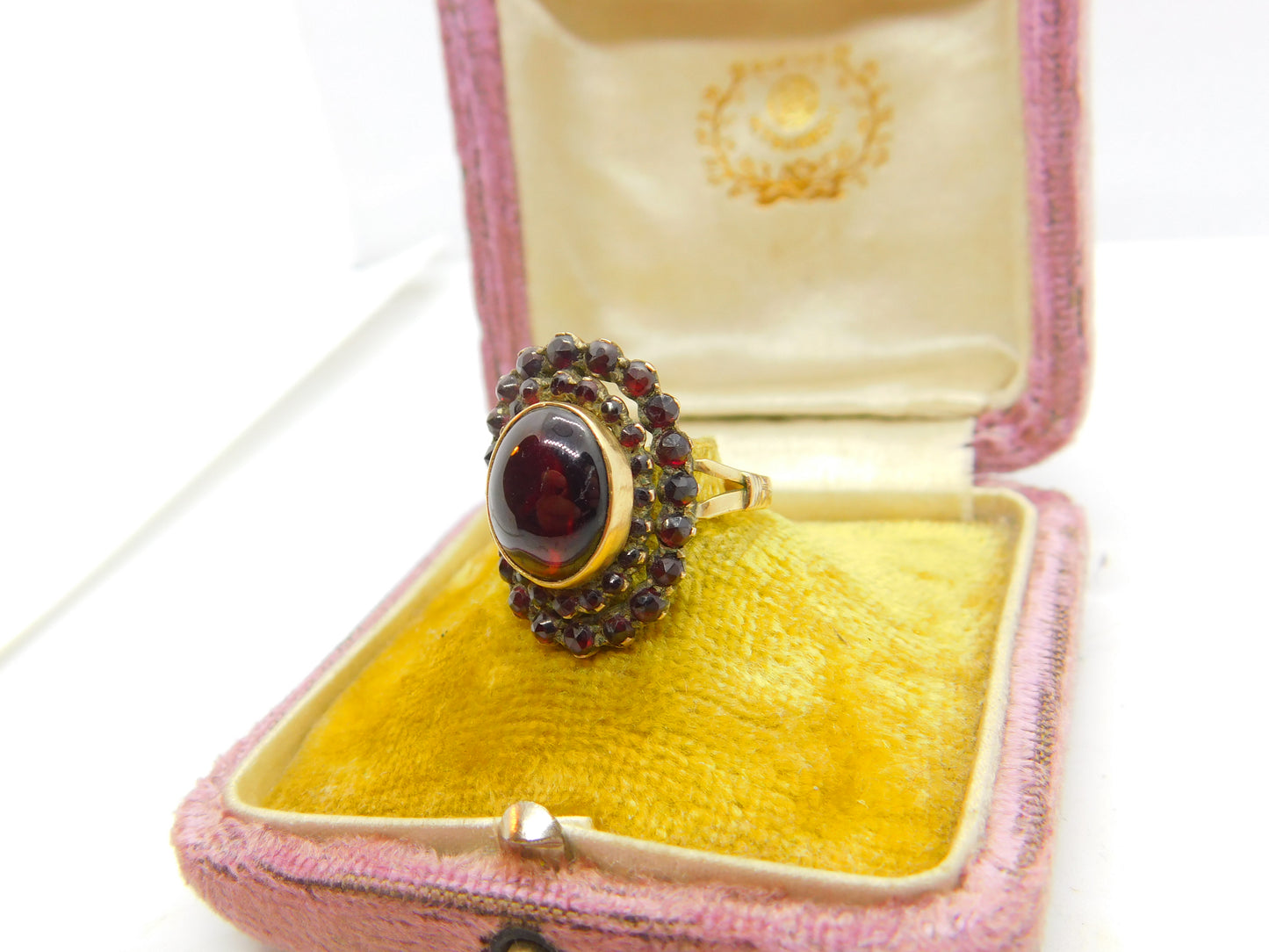 Austro-Hungarian Victorian 8ct Garnet Gold Bohemian Garnet Floral Ring c1850