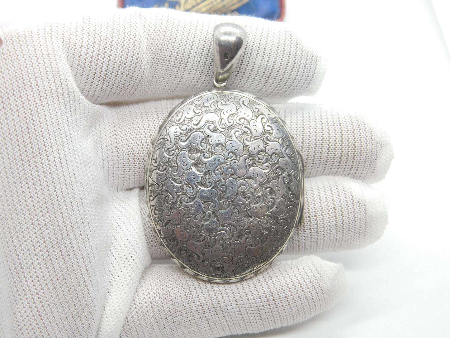 Large Victorian Sterling Silver Floral Pattern Locket 1898 Birmingham Antique