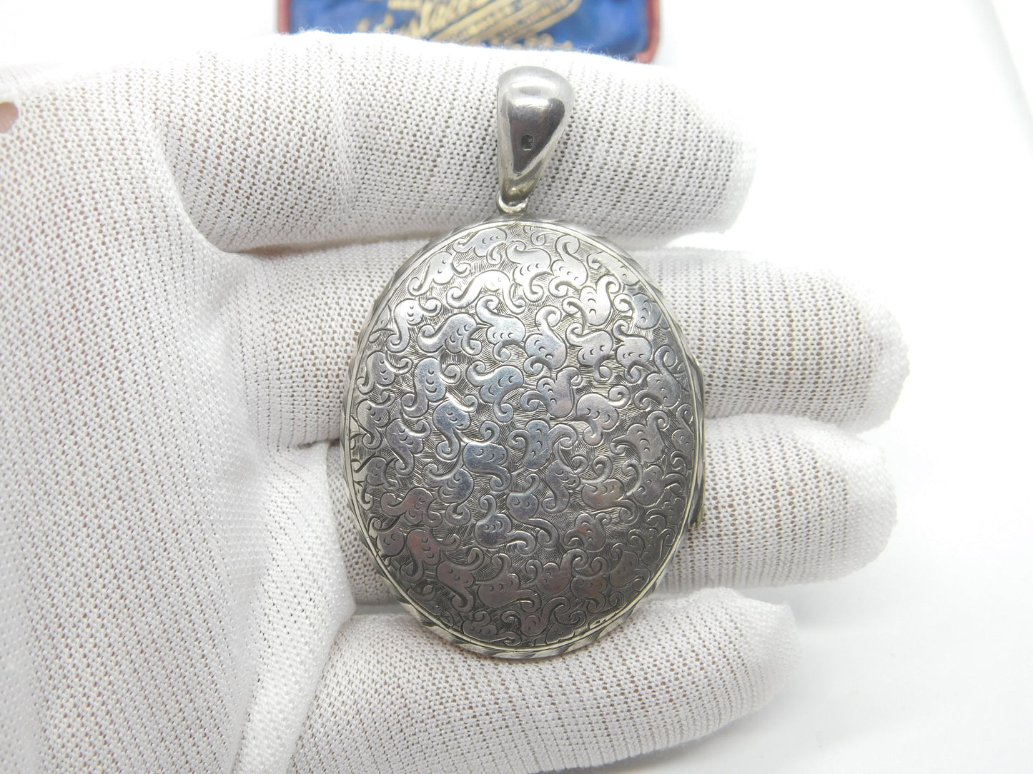 Large Victorian Sterling Silver Floral Pattern Locket 1898 Birmingham Antique