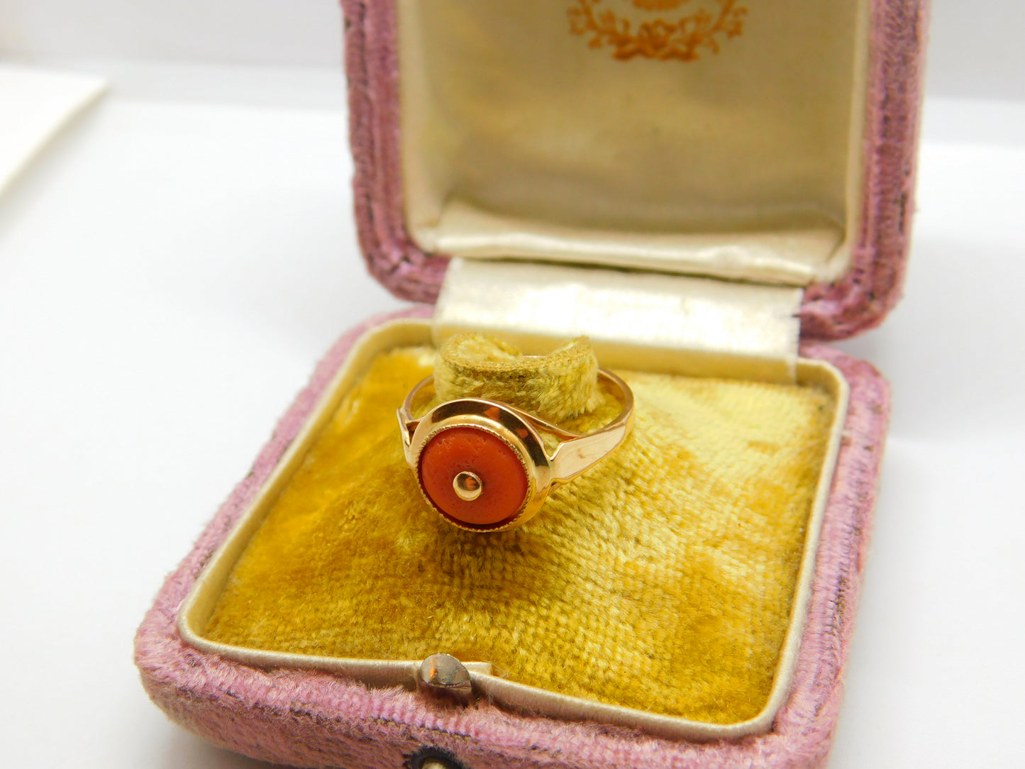 Victorian French Export 18ct Gold & Red Coral Band Ring Antique c1900