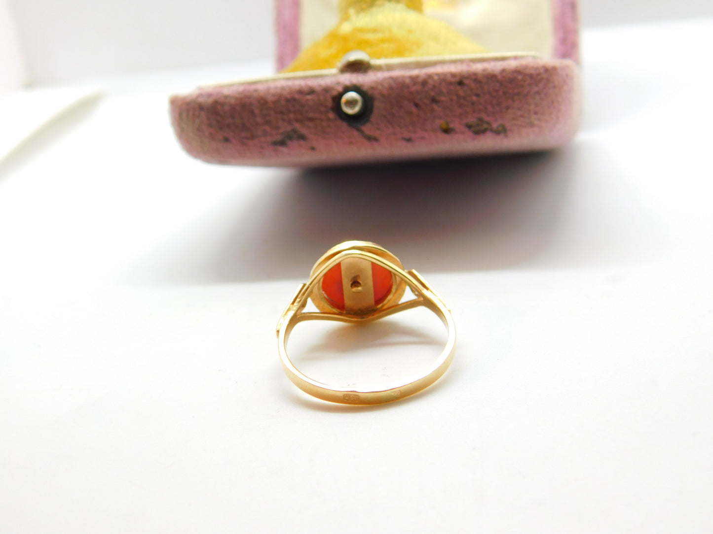 Victorian French Export 18ct Gold & Red Coral Band Ring Antique c1900