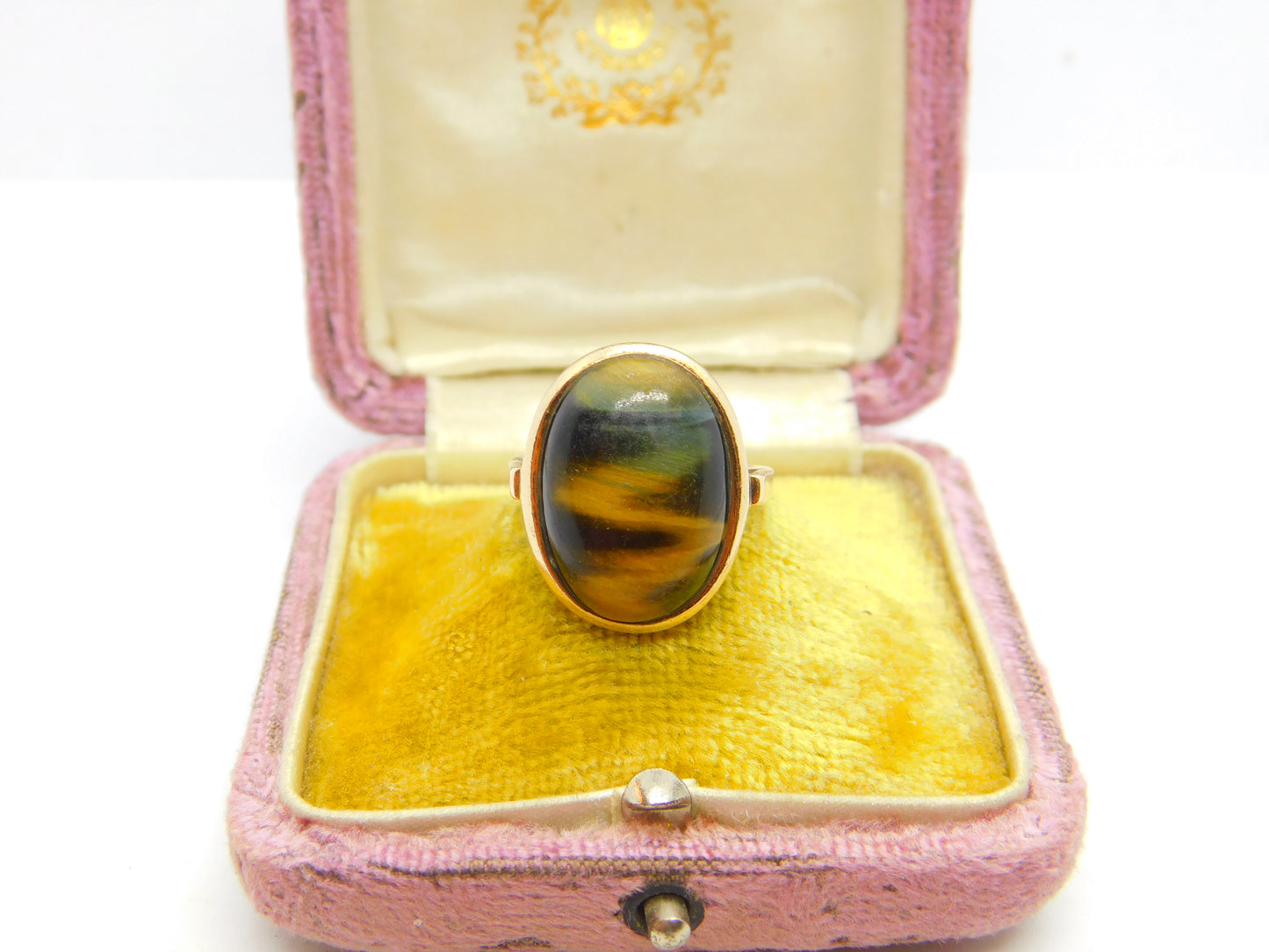 9ct Yellow Gold Cabochon Tiger's Eye Signet Ring Vintage c1950 Size M 1/2 UK