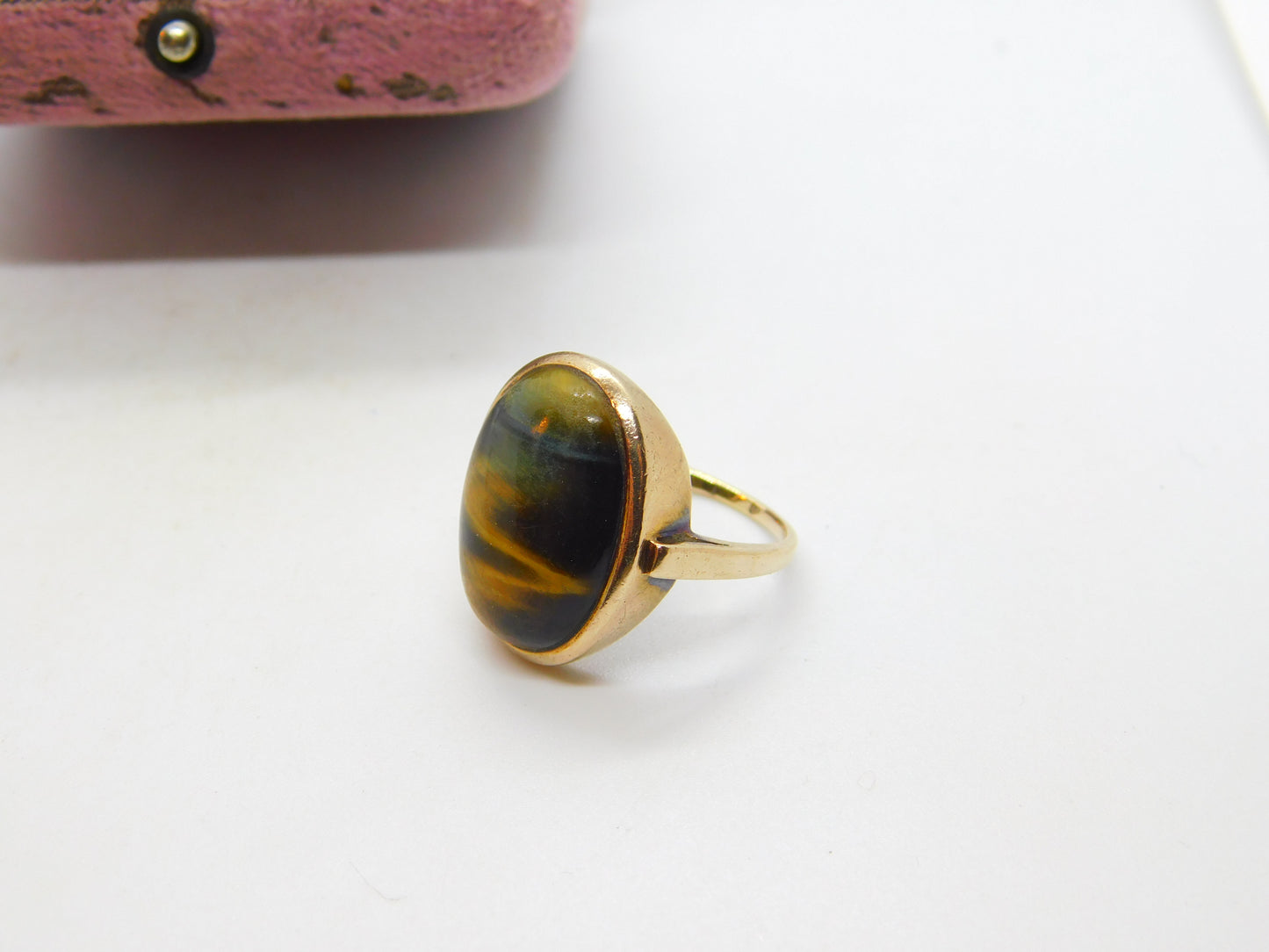 9ct Yellow Gold Cabochon Tiger's Eye Signet Ring Vintage c1950 Size M 1/2 UK