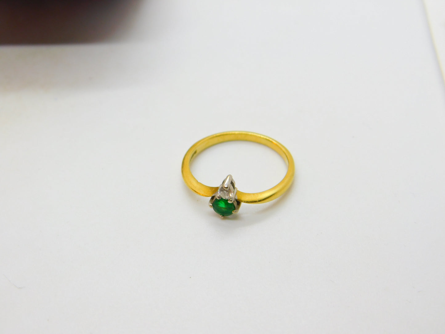 18ct Yellow Gold, Emerald & Diamond Pear Set Ring Vintage 1980 London