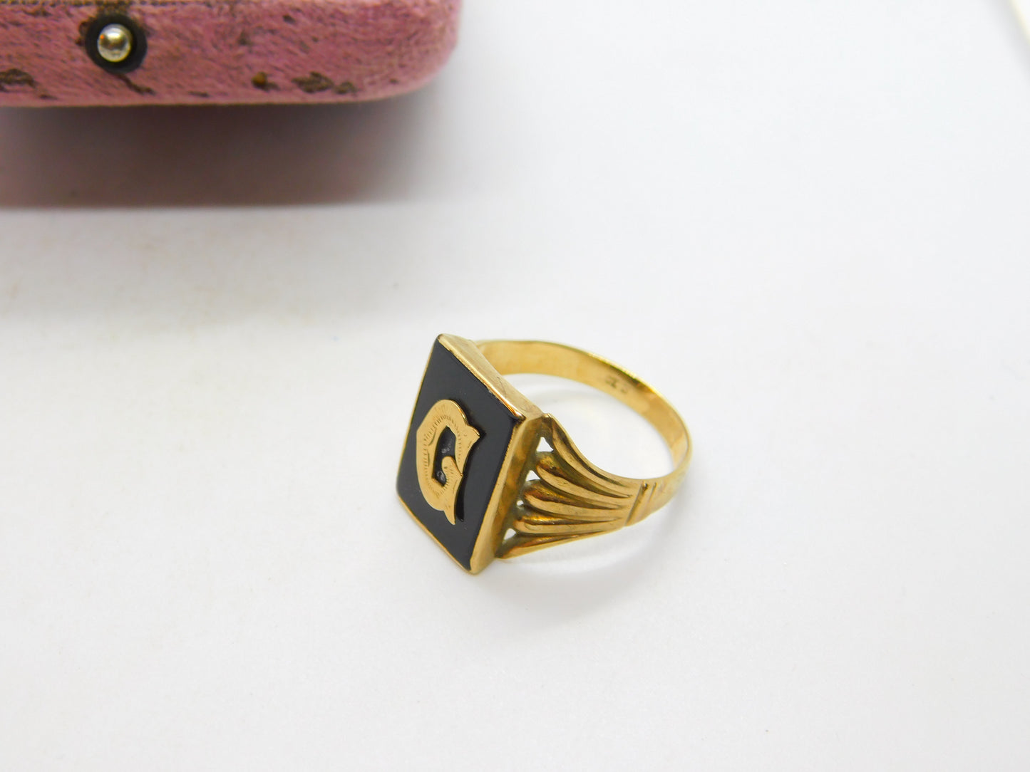 9ct Yellow Gold & Onyx 'G' Initial Signet Ring Antique c1930 Art Deco