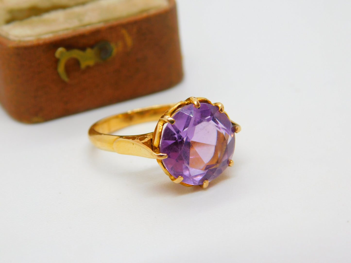 18ct Yellow Gold Brilliant Cut Amethyst Dress Ring Vintage c1970 Size N 1/2 UK