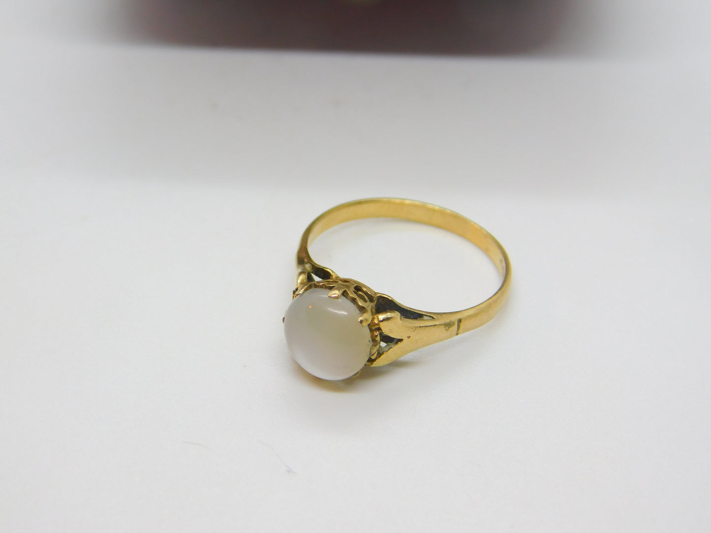 9ct Yellow Gold & Cabochon Moonstone Set Band Ring 1979 Birmingham Vintage