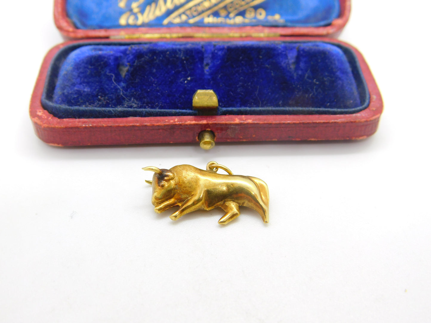 Taurus the Bull 9ct Yellow Gold Zodiac Charm Pendant Vintage c1970