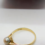9ct Yellow Gold & Pearl Set Solitaire Band Ring 1980 London Vintage