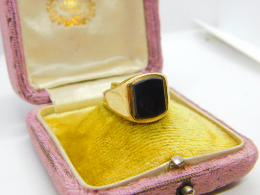 9ct Yellow Gold Essential Onyx Set Signet Ring 1971 London Vintage