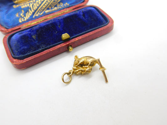 Harvest Mouse on Wheat Sheaf 9ct Gold English Charm Pendant Vintage 1973 Birmingham