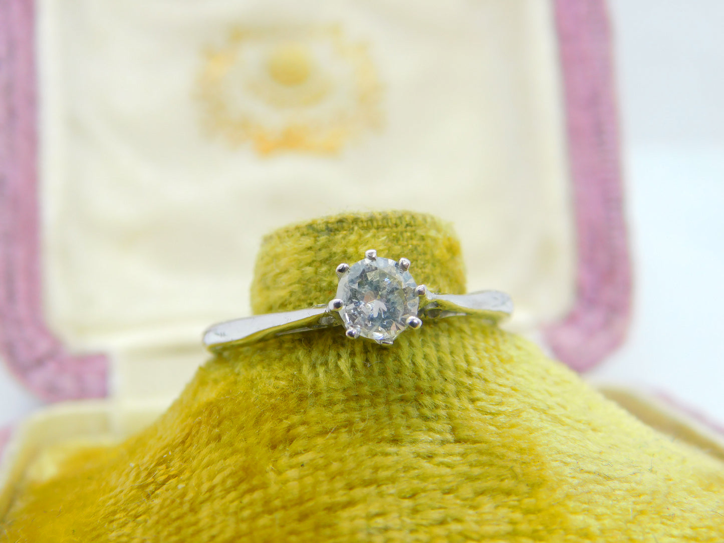 18ct White Gold & 0.5ct Brilliant Cut Diamond Solitaire Ring Antique c1920 Deco