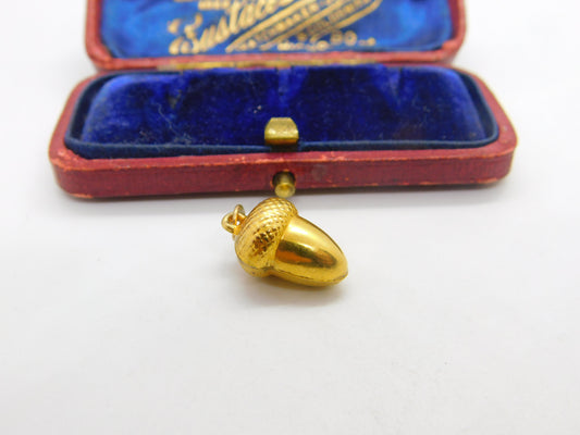 Lucky Acorn 9ct Yellow Gold English Charm Pendant Vintage 1971 Birmingham