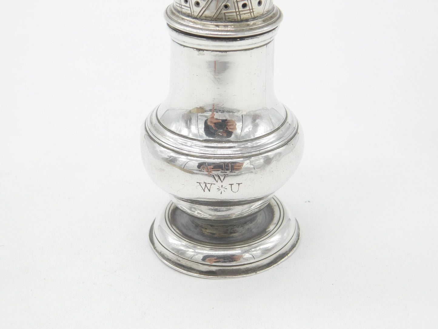 Early Georgian Sterling Silver Muffineer Sugar Caster 1769 London Robert Peaston