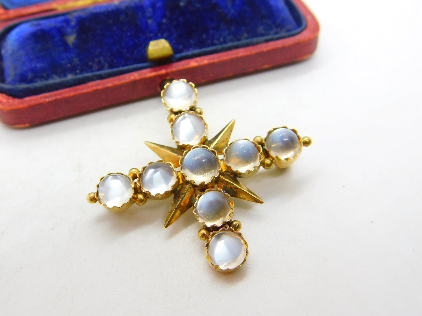 Victorian 15ct Yellow Gold Cabochon Moonstone Star Brooch c1880 Antique