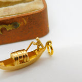 Italian 18ct Yellow Gold Venetian Gondolier Charm Pendant Vintage c1990