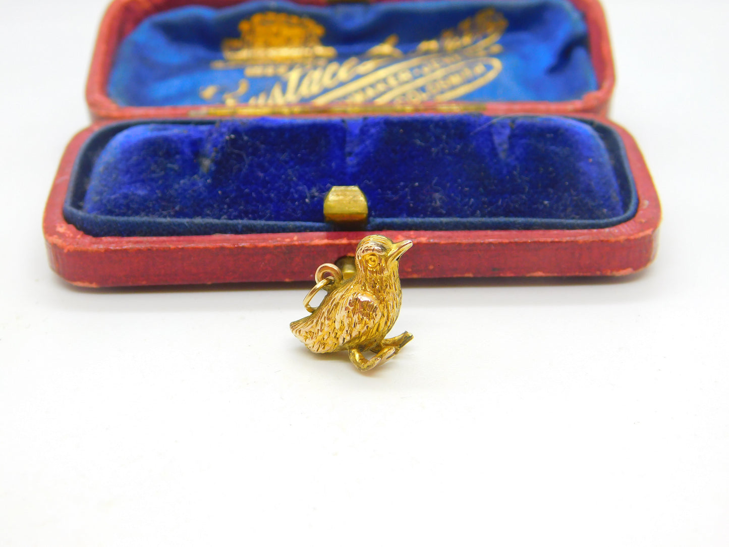 9ct Yellow Gold Little Sparrow Bird Charm or Pendant Vintage c1970