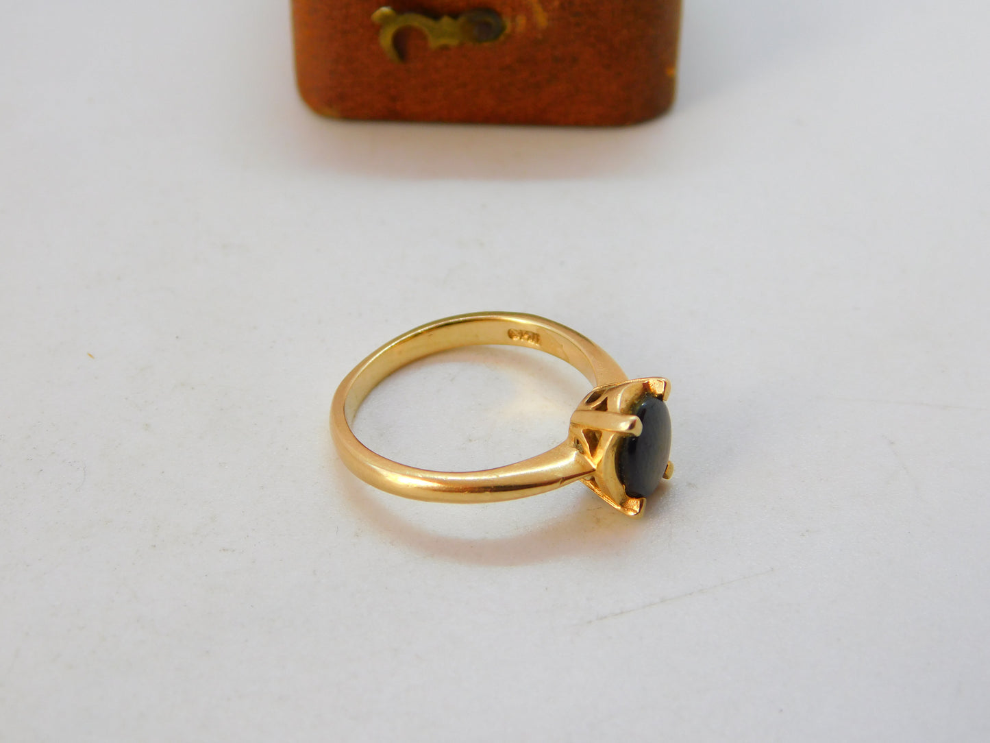 14ct Yellow Gold Cat's Eye Set Solitaire Ring Vintage c1980 Size L UK