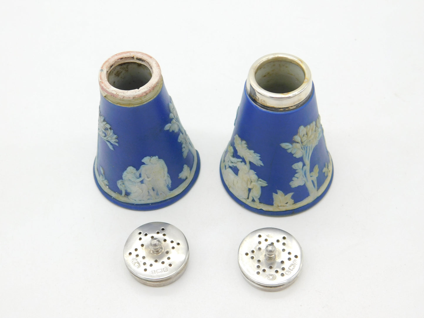 Pair of Edwardian Sterling Silver & Wedgwood Jasperware Shakers Antique 1904