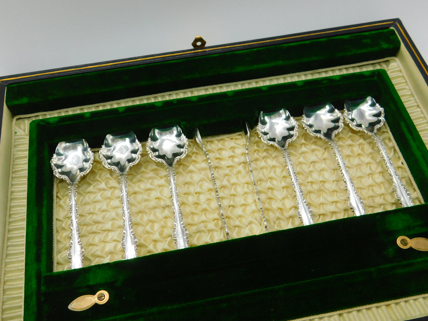 Boxed Set of Floral Sterling Silver Tea Cutlery 1911 Sheffield Antique Art Deco