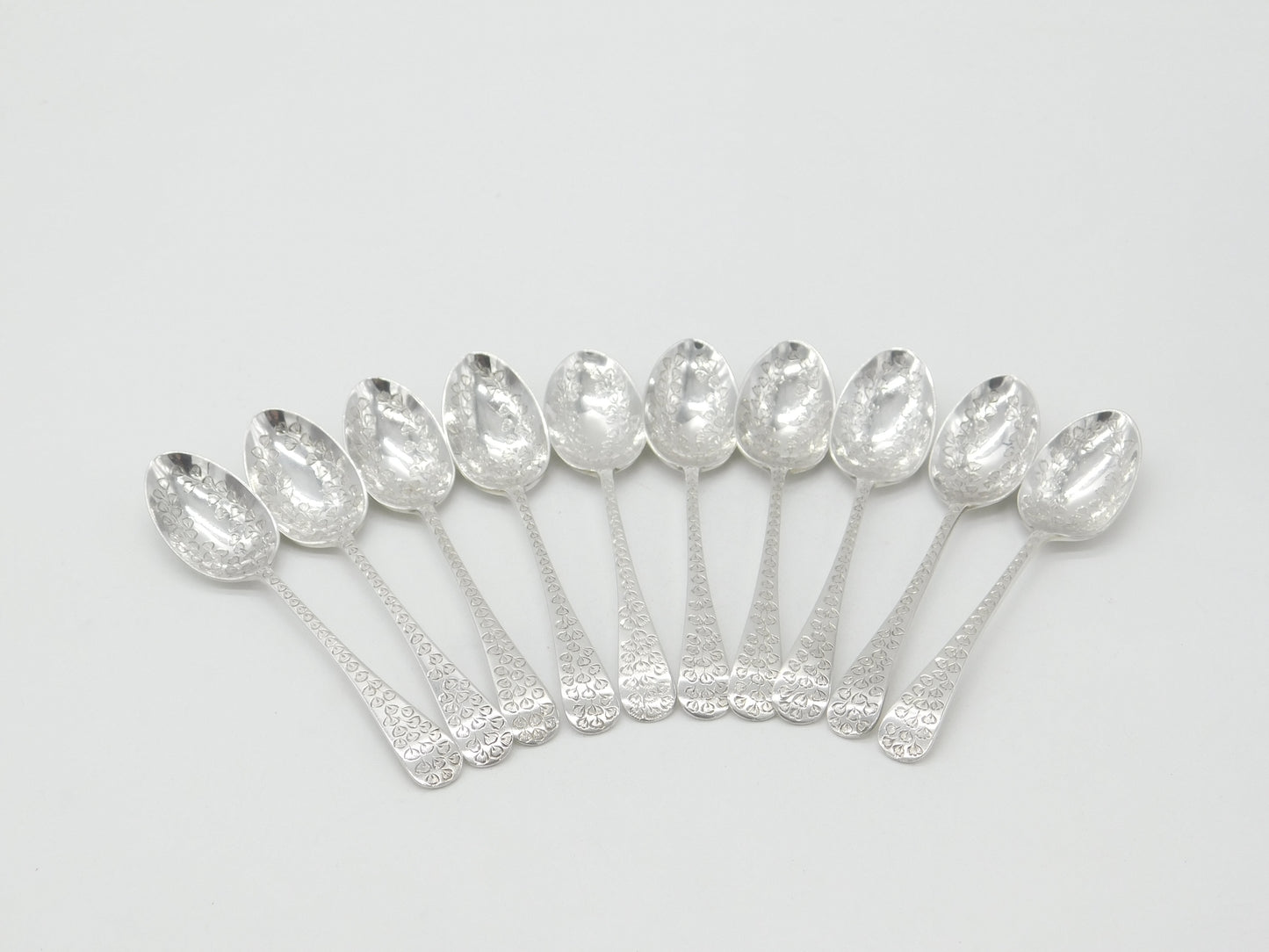 Edwardian Sterling Silver Floral Pattern Set of 10 Teaspoons Elkington 1906 Birmingham