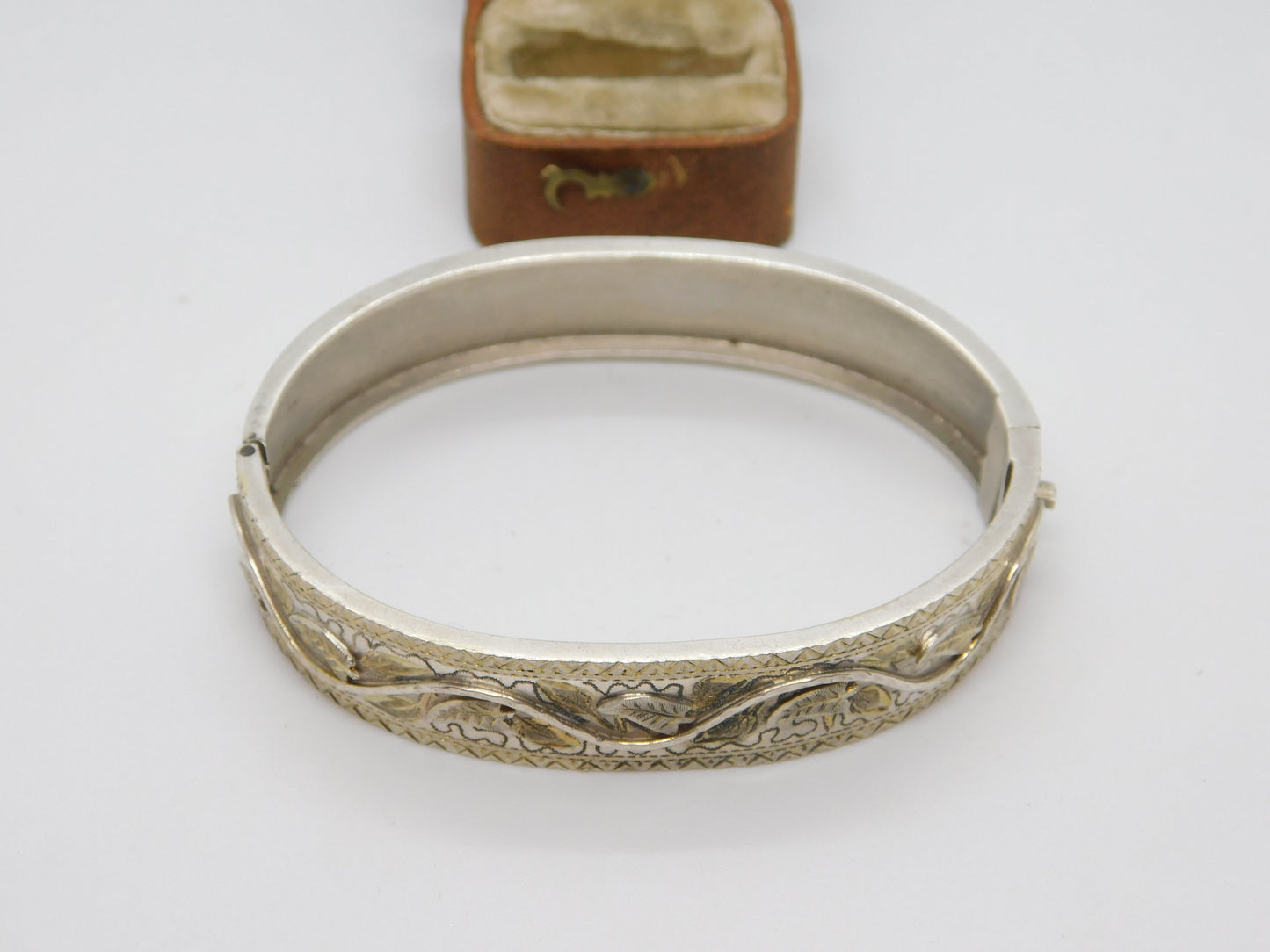 Victorian Gold & Sterling Silver Leaf Pattern Cuff Bangle Bracelet c1880 Antique