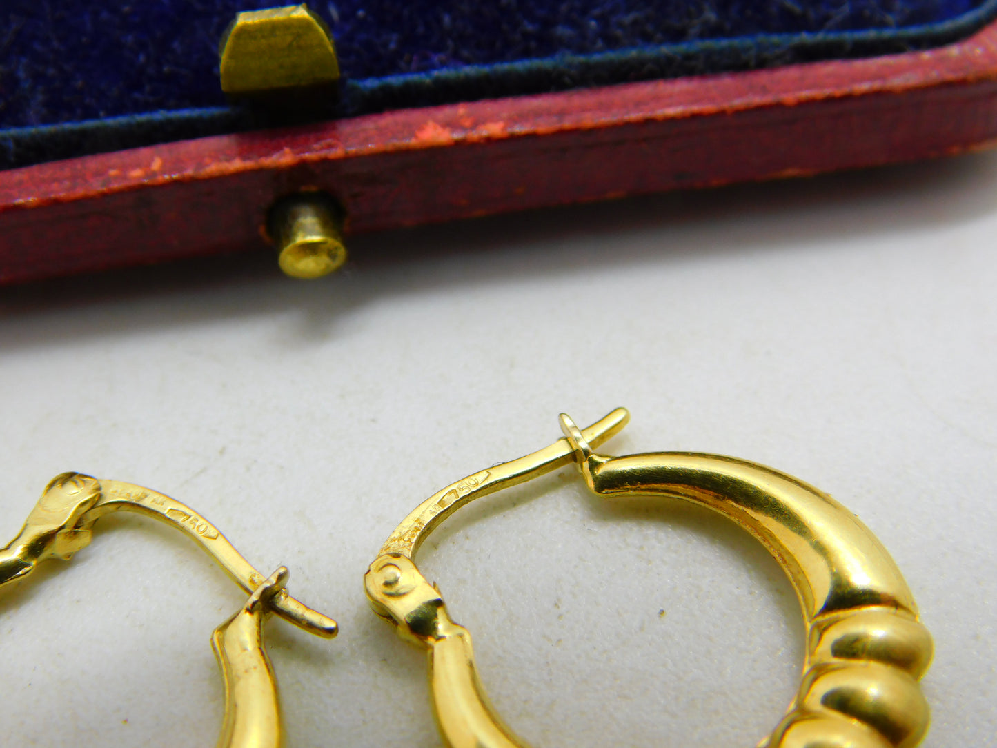 Sleeper Hoop Earrings 18ct Yellow Gold Vintage c1980