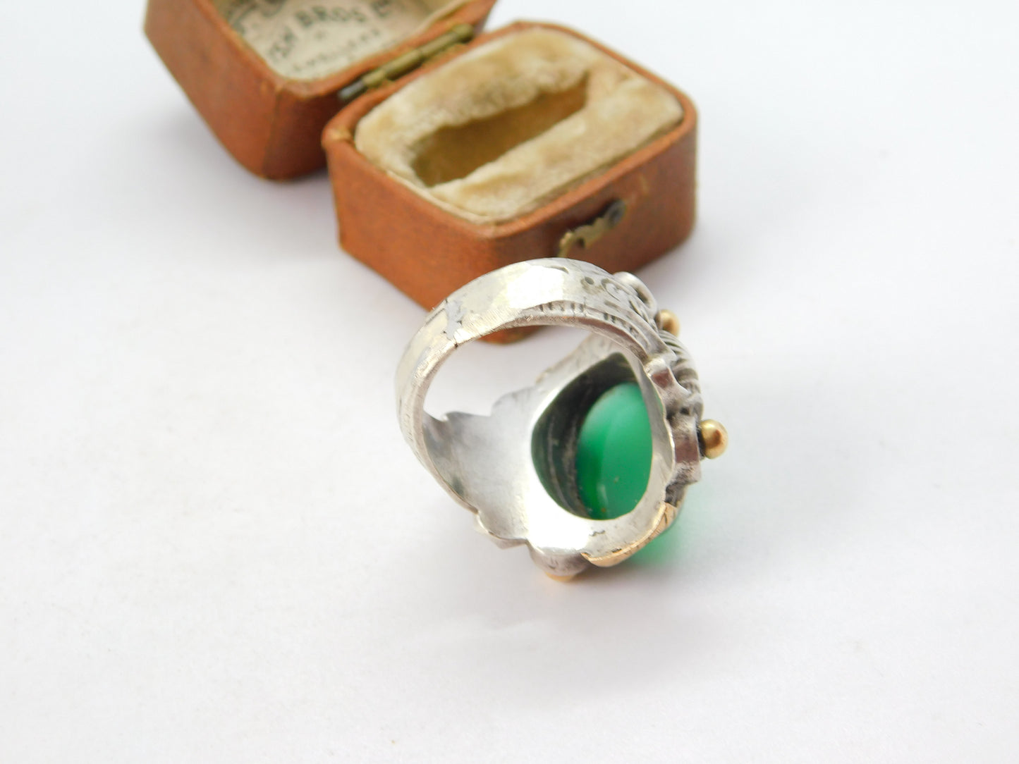 Sterling Silver, 9ct Gold & Green Chalcedony Cabochon Aztec Style Ring Antique