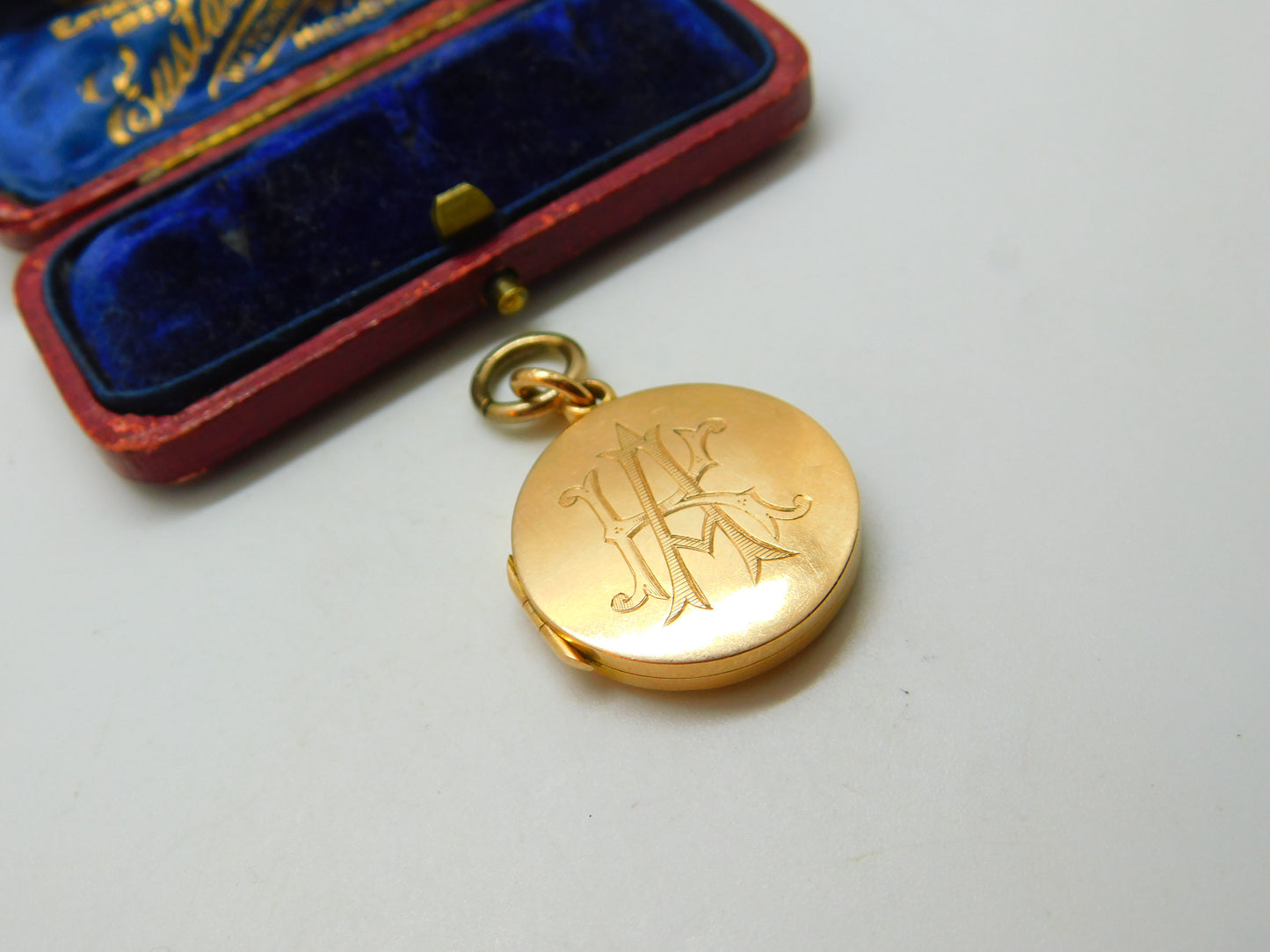 Edwardian 15ct Yellow Gold Monogram Sweetheart Locket Antique 1909 Birmingham