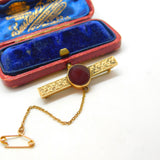 Victorian 15ct Yellow Gold, Ivy Leaf & Carnelian Sweetheart Brooch Antique c1890