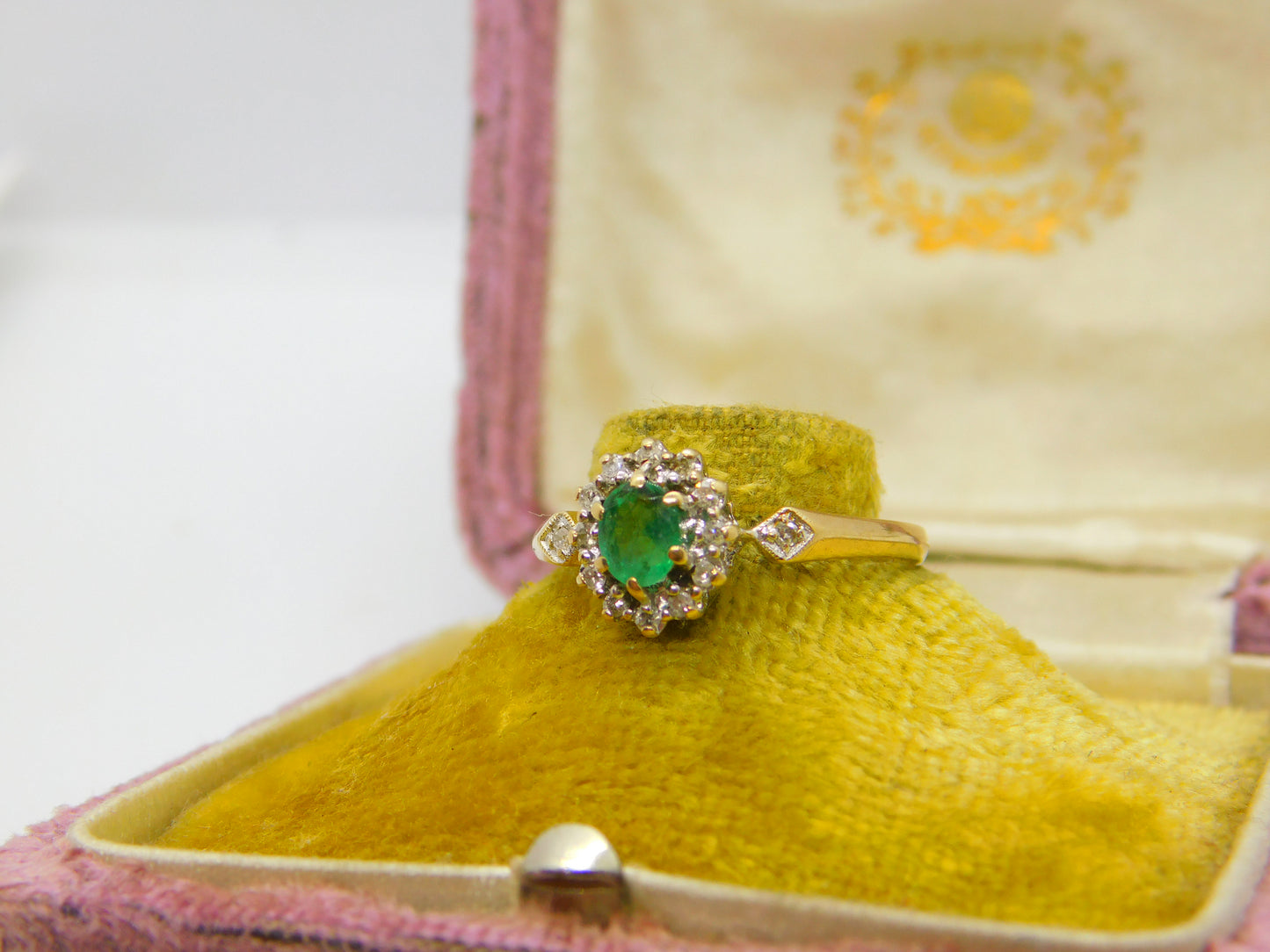 9ct Yellow Gold, Emerald & Diamond Floral Cluster Ring 1990 Birmingham Vintage