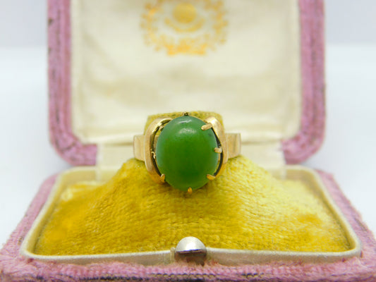 9ct Yellow Gold & Cabochon Green Jade Signet Ring Antique c1940 Art Deco