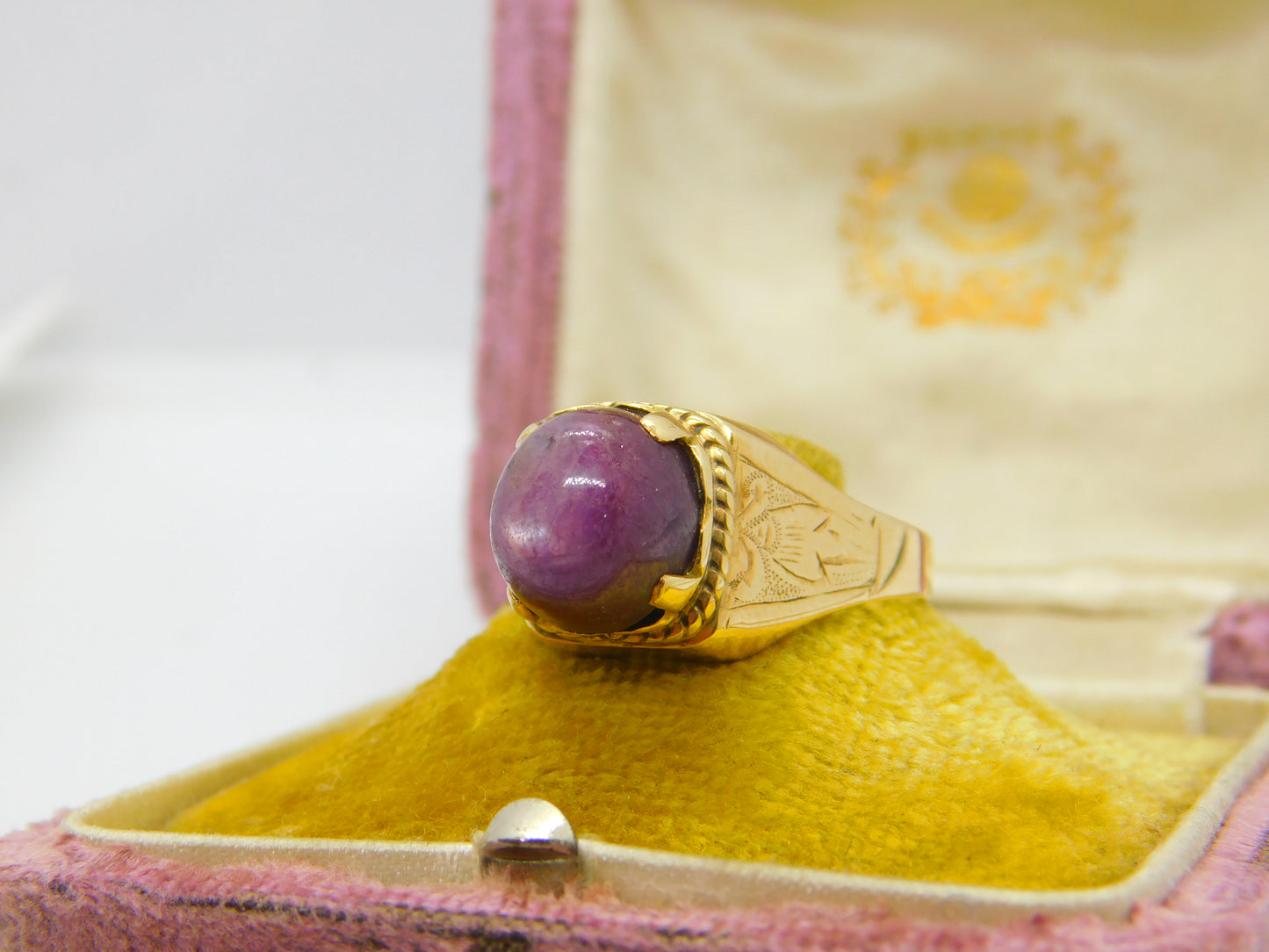 Victorian 18ct Yellow Gold & Cabochon Natural 4ct Star Ruby Ring c1900 Antique