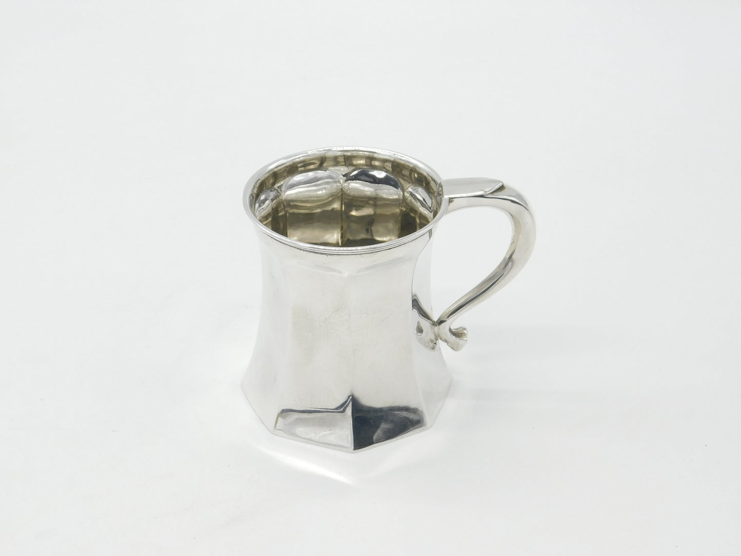 Sterling Silver Modernist Curved Pattern Christening Mug 1924 Birmingham Antique