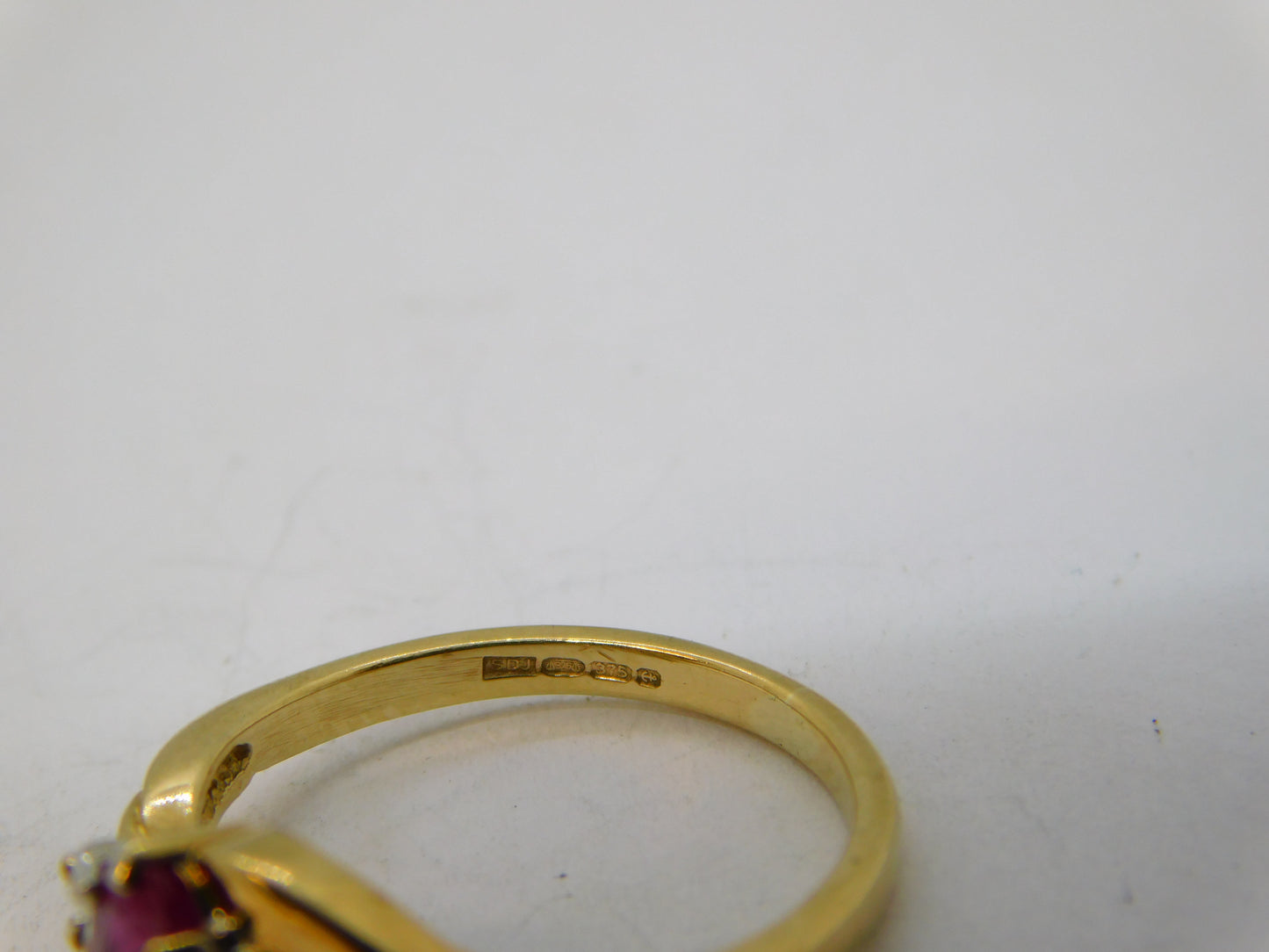 9ct Yellow Gold, Ruby & Diamond Crossover Ring Vintage c1990 Birmingham